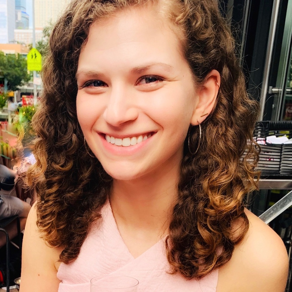 Meet your Posher, Danielle